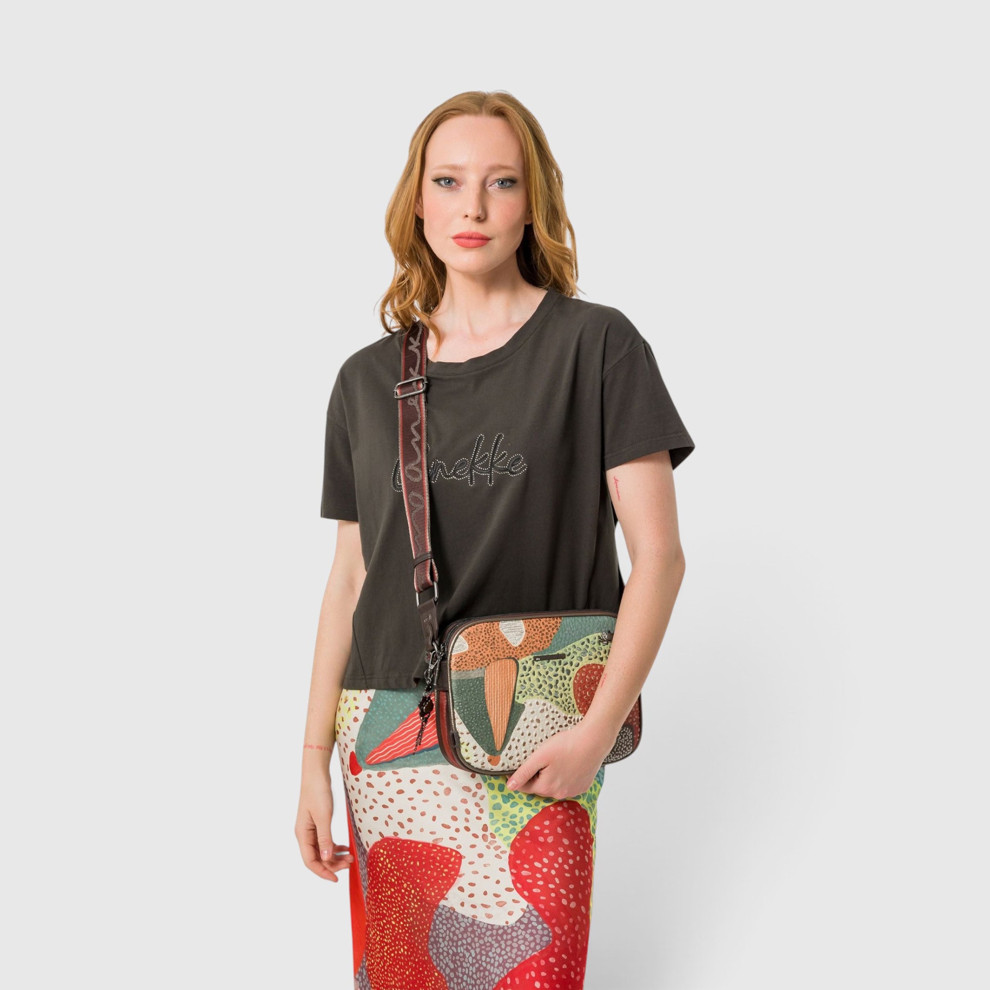 Geantă damă Anekke Odyssey 43833-188 – crossbody multicolor, 3 compartimente, 26 × 20 × 6 cm