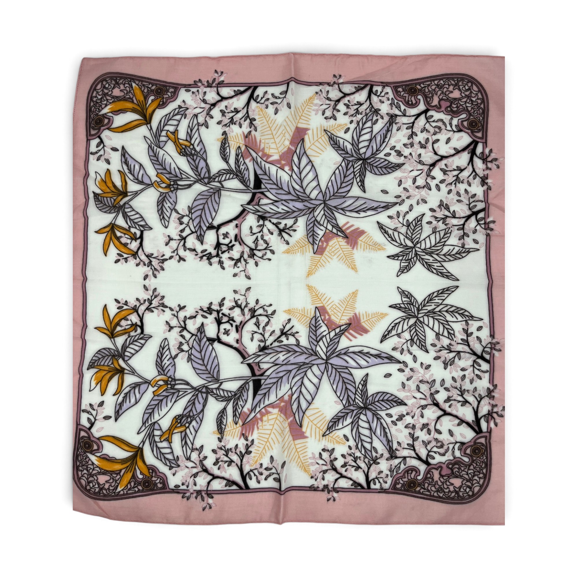 Batic damă ESF5-1, 70x70 cm, imprimeu floral cu cutie cadou – Roz Pudrat - imagine 2