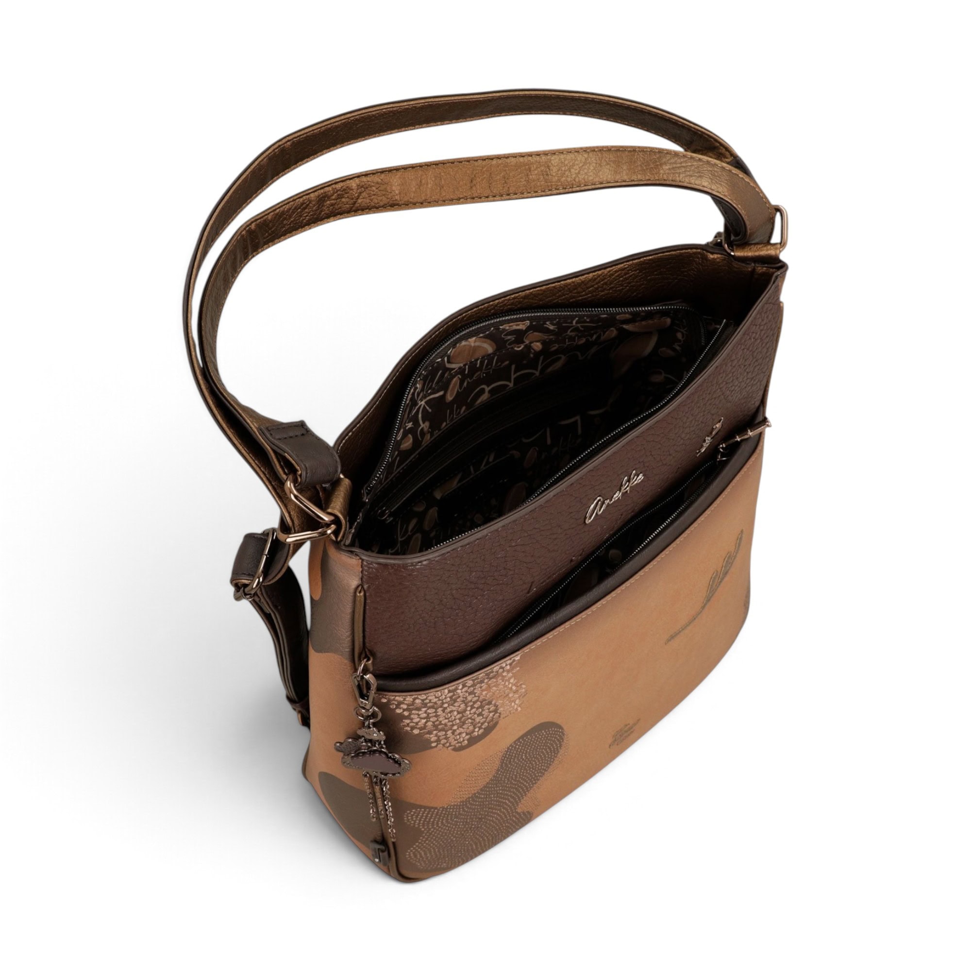 Geantă damă Anekke Voyage 43825-072 – convertibilă în rucsac, maro caramel, 32 × 31 × 11 cm Geantă damă Anekke Voyage 43825-072 – interior căptușit