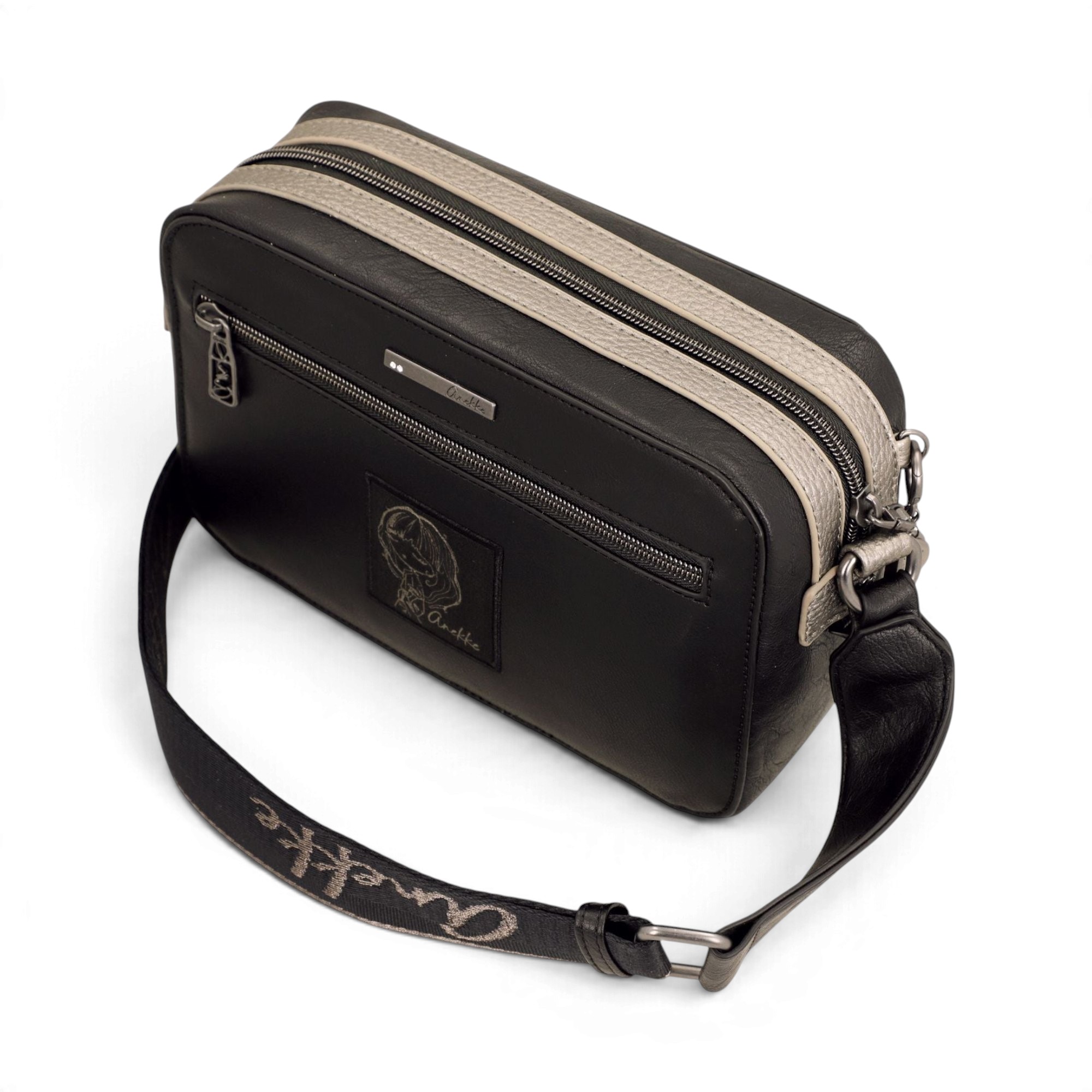 Geantă crossbody damă Anekke Essence Black 43623-447 – neagră, model embosat, 27 × 17 × 9 cm Geantă crossbody damă Anekke Essence Black 43623-447 – neagră, model embosat, 27 × 17 × 9 cm – imaginea 6