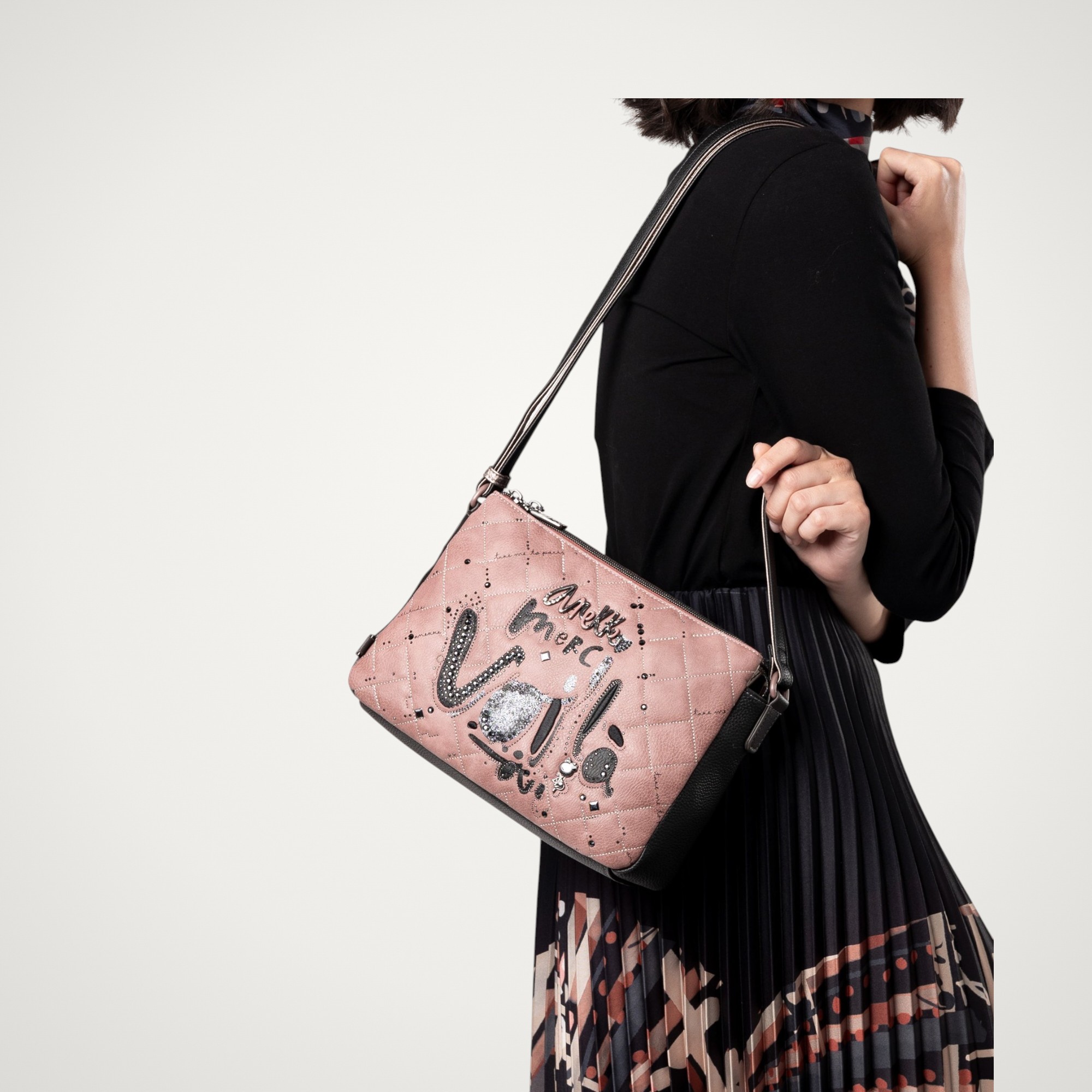 Geantă crossbody damă Anekke Parisian 41813-184 – roz, 3 compartimente, 27 × 20 × 10 cm Geantă crossbody damă Anekke Parisian 41813-184 – roz, 3 compartimente, 27 × 20 × 10 cm – imaginea 9