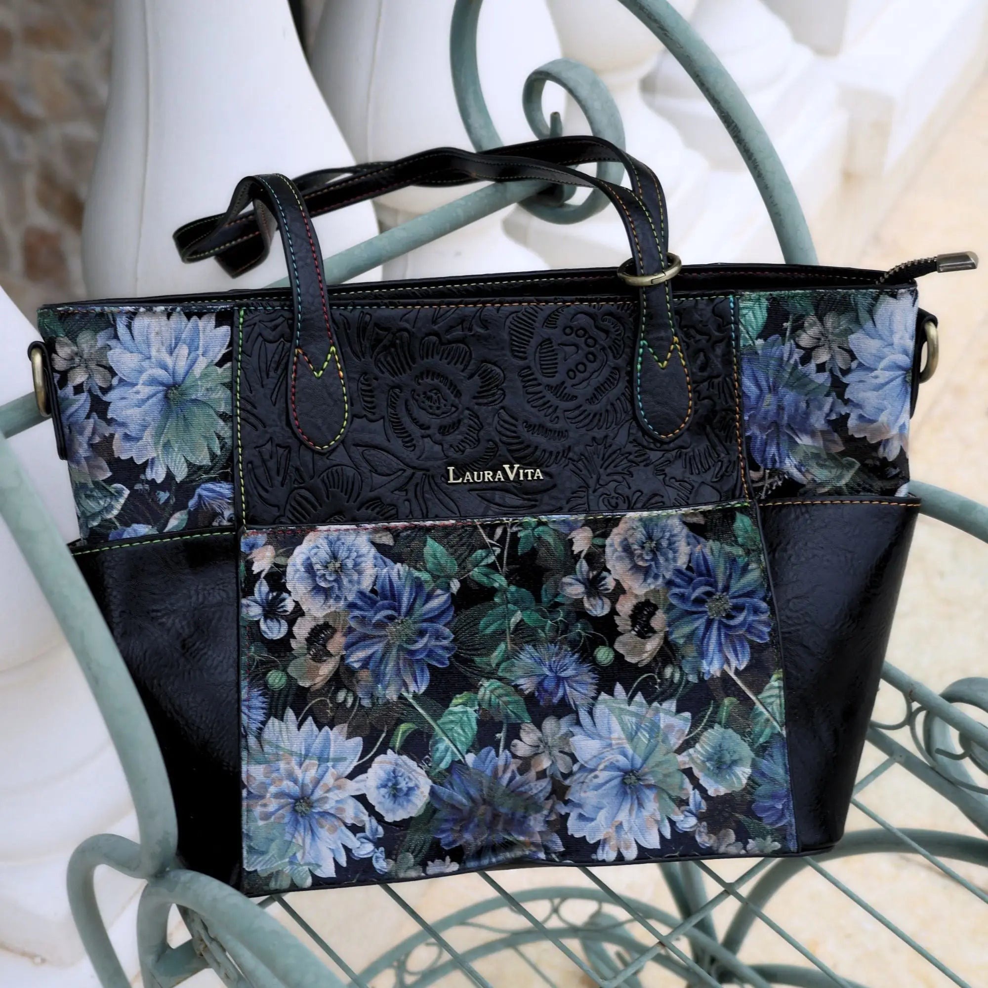 Geantă damă Laura Vita AMEP 07 Noir – imprimeu floral, geantă de mână și umăr, 33 × 25 × 11 cm