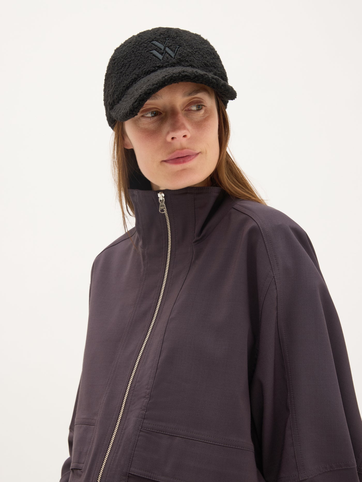 Șapcă Vanessa Wu Sia Negru, blană tip shearling