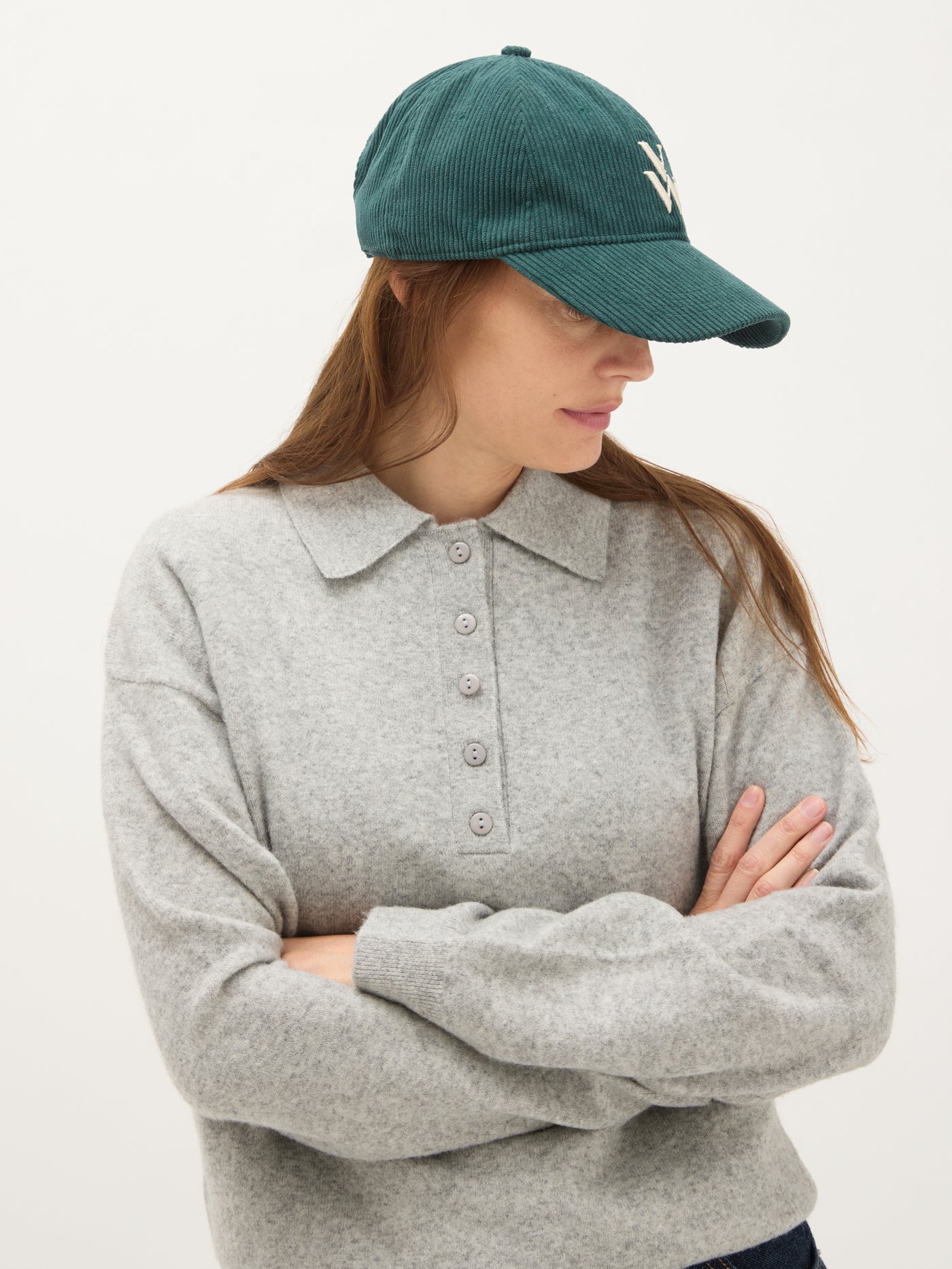Șapcă Vanessa Wu Sia Verde închis, catifea reiată cu monogramă VW brodată
